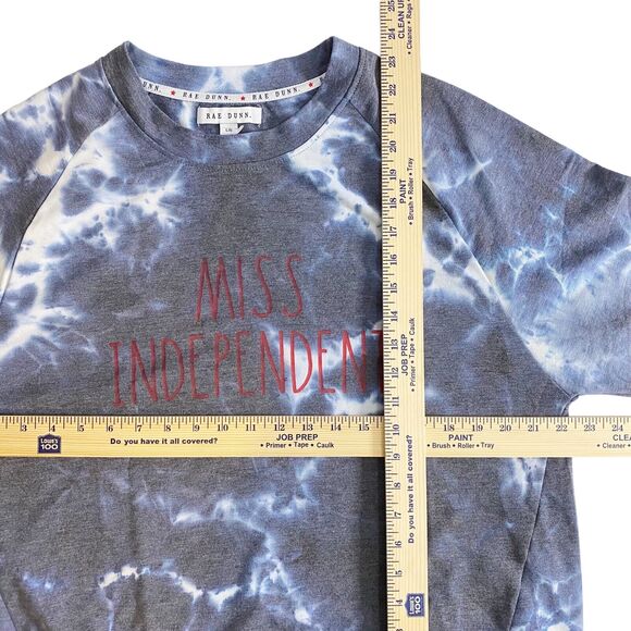 Rae Dunn Top Womens Large Sweatshirt Tie Dye Blue Miss Independent Dolman Sleeve - Picture 8 of 9
